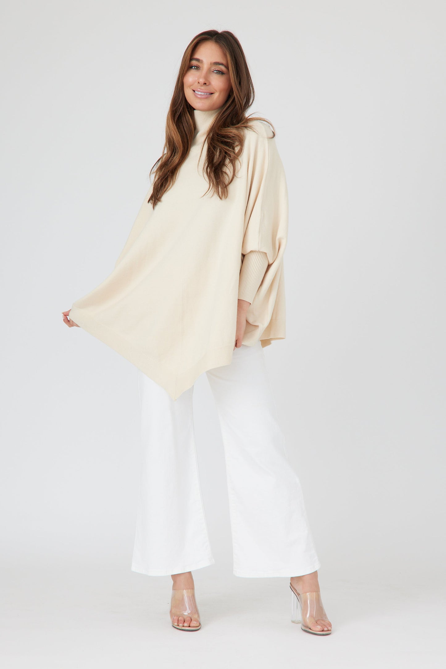 HIGH NECK POINT PONCHO