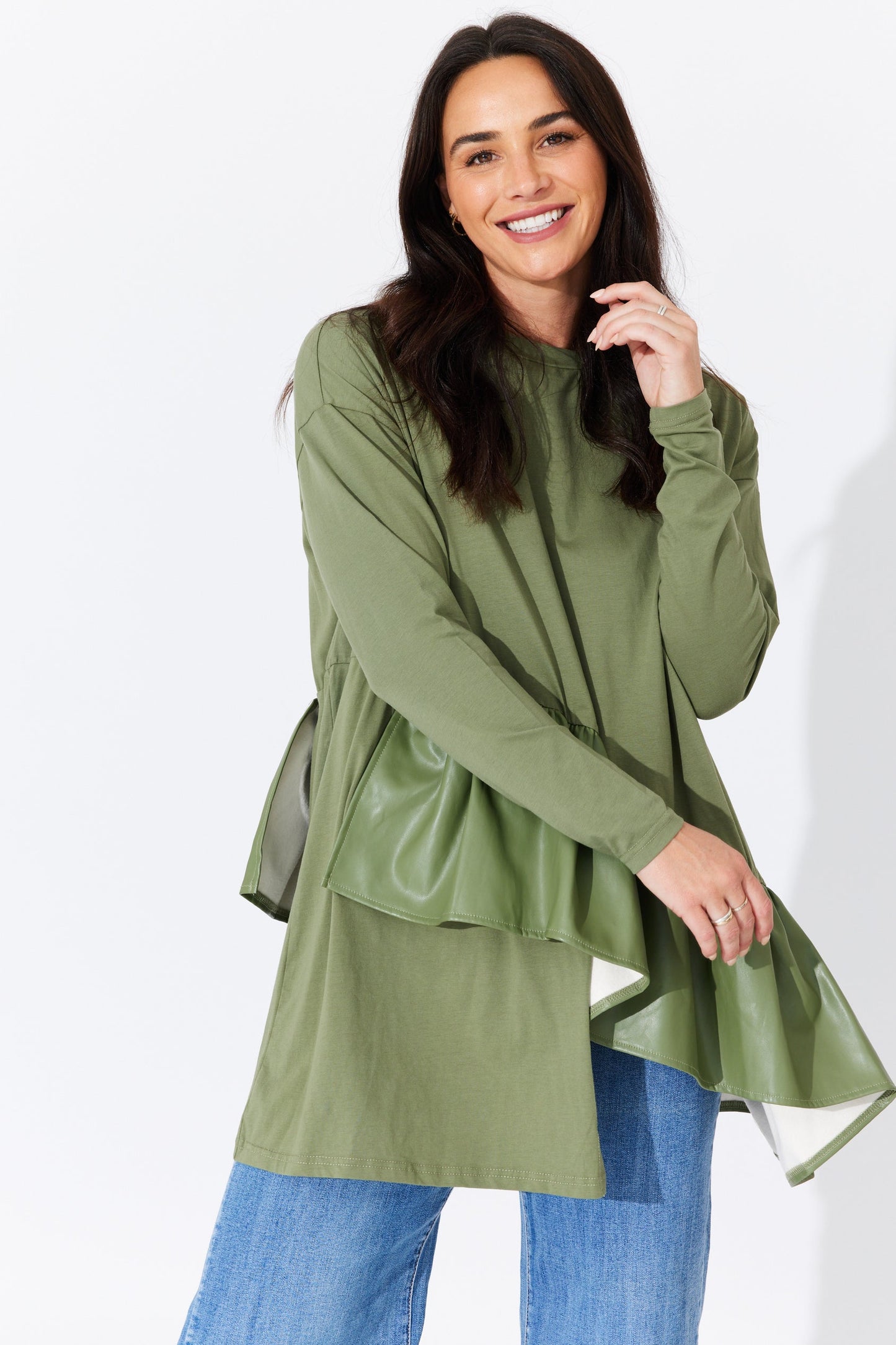 Revolve Basic - Khaki