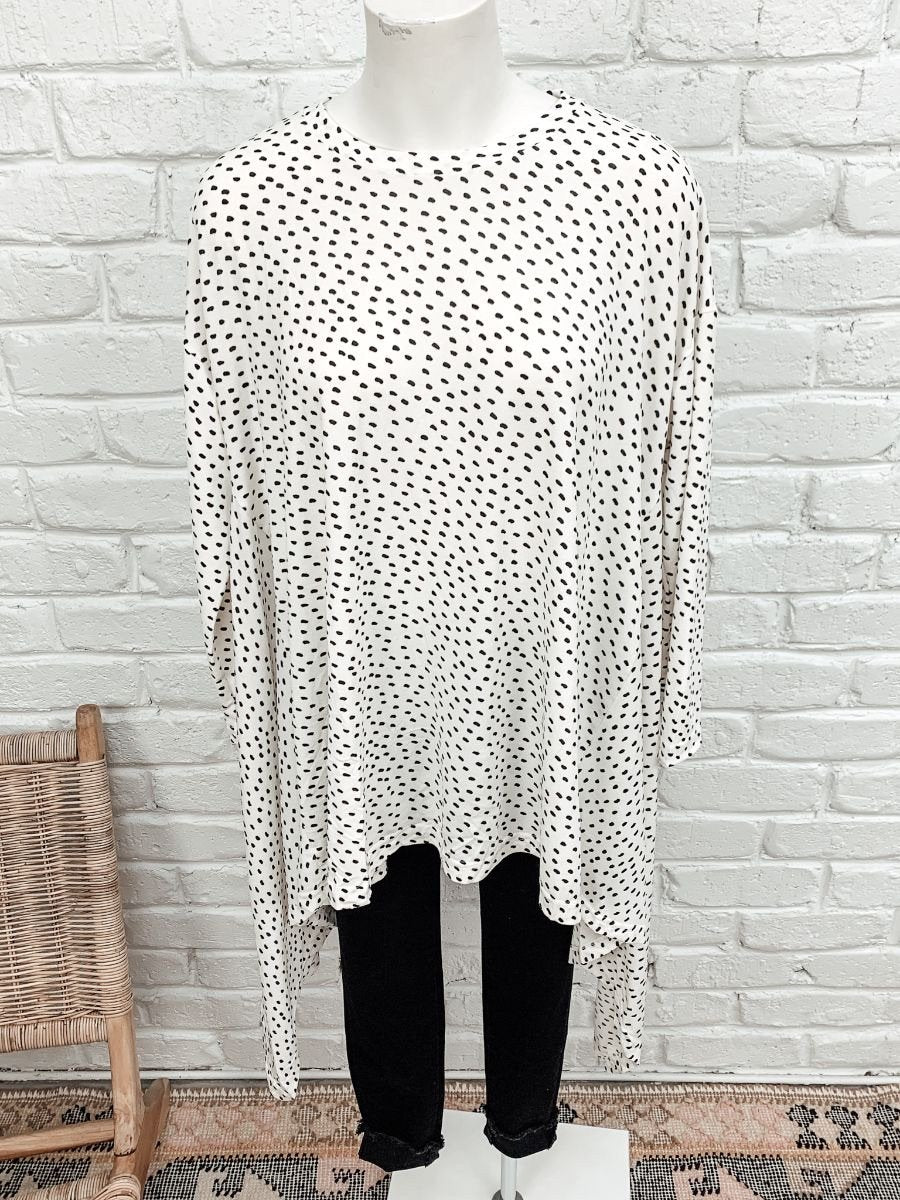 BOLD SWING BASIC - WHITE WITH BLACK SPOT